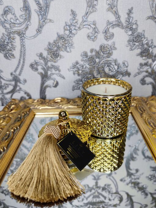 Natūrali sojų vaško žvakė stikliniame indelyje 250ml (auksinė)