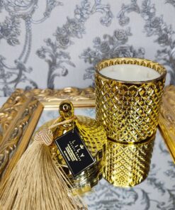 žvakė stikliniame indelyje auksinė 500 atidaryta