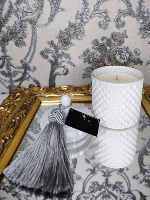 Natūrali sojų vaško žvakė stikliniame indelyje 250ml (balta matinė)