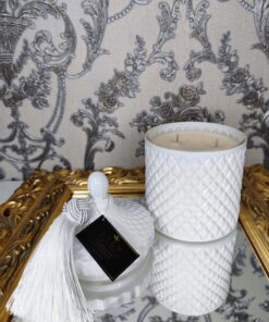 žvakė stikliniame indelyje balta matinė 500 atidaryta