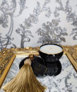 žvakė stikliniame indelyje juoda 140 atidaryta