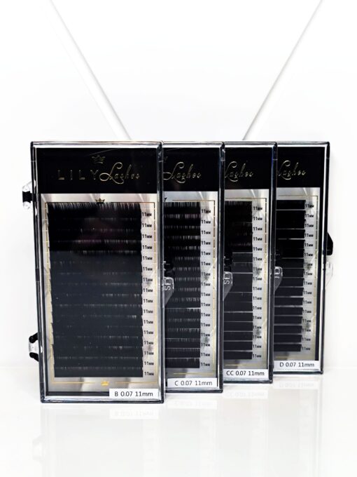 LILY Lashes volume blakstienos priauginimui