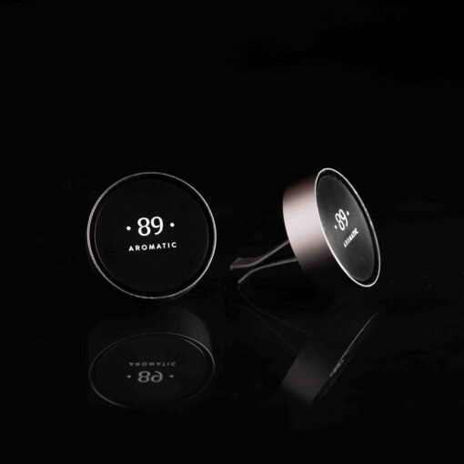 Aromatic 89 automobilio gaiviklis į groteles